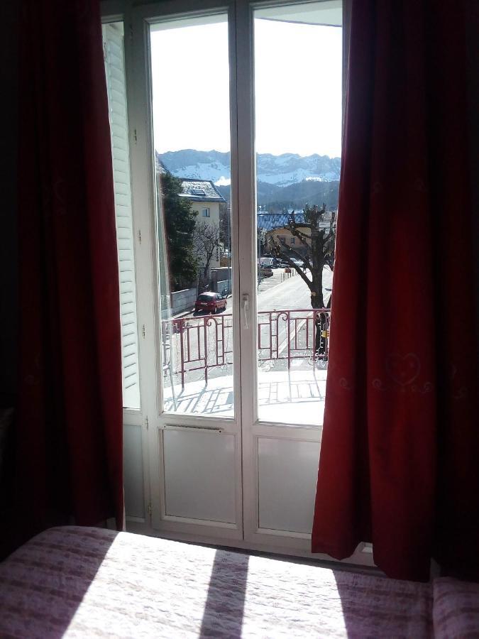 Hotel Les 4 Montagnes Villard-de-Lans Exterior foto